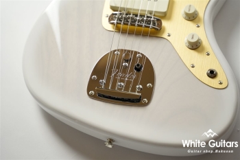 Made in Japan Heritage 60s Jazzmaster - White Blonde
