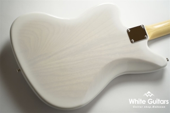Made in Japan Heritage 60s Jazzmaster - White Blonde