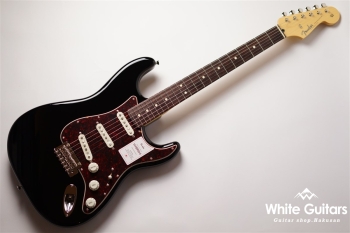 Made in Japan Hybrid II Stratocaster - Black