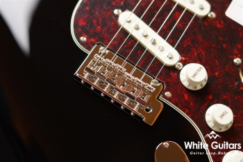 Made in Japan Hybrid II Stratocaster - Black