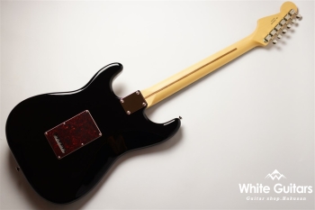 Made in Japan Hybrid II Stratocaster - Black