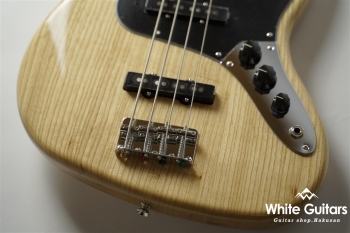 Made in Japan Traditional 70s Jazz Bass