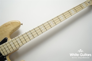 Made in Japan Traditional 70s Jazz Bass