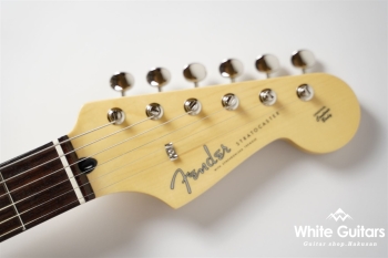 Made in Japan Hybrid II Stratocaster -  Vintage Natural