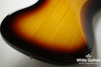Made in Japan Traditional 60s Jazz Bass - 3-Color Sunburst