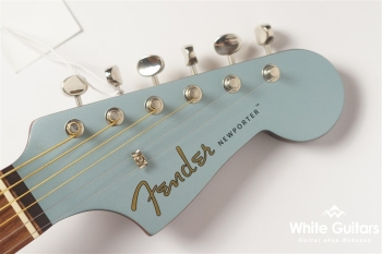 Newporter Player - Ice Blue Satin