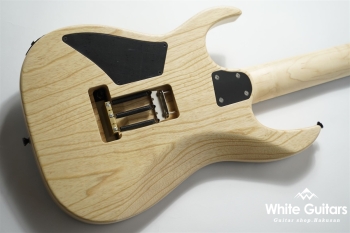 S-724LT Ash/R - Cloud Black