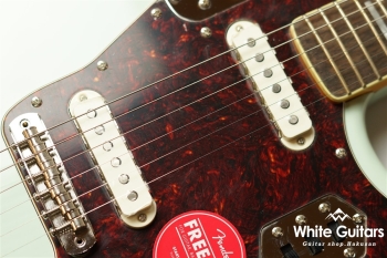 Classic Vibe ’70s Jaguar - Surf Green