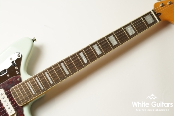 Classic Vibe ’70s Jaguar - Surf Green