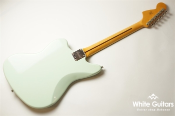 Classic Vibe ’70s Jaguar - Surf Green