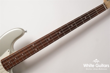 BETA J4- Inca Silver