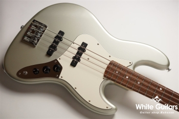 BETA J4- Inca Silver