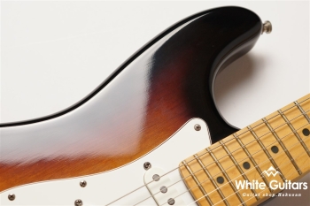 American Standard Stratocaster - 3-Color Sunburst