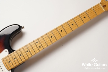 American Standard Stratocaster - 3-Color Sunburst