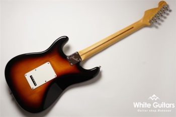 American Standard Stratocaster - 3-Color Sunburst