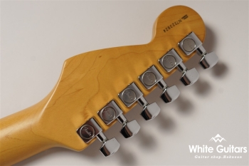 American Standard Stratocaster - 3-Color Sunburst