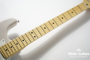 Made in Japan Hybrid II Stratocaster- US Blonde