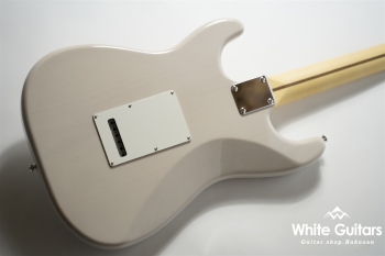 Made in Japan Hybrid II Stratocaster- US Blonde