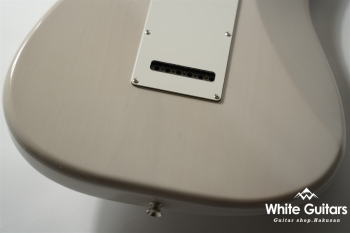 Made in Japan Hybrid II Stratocaster- US Blonde