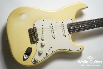 American Vintage ’62 Stratocaster