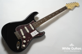 Made in Japan Hybrid II Stratocaster - Black