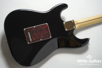 Made in Japan Hybrid II Stratocaster - Black