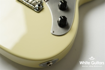 Rainmaker RMG R ALD/NM/TH - Vintage White