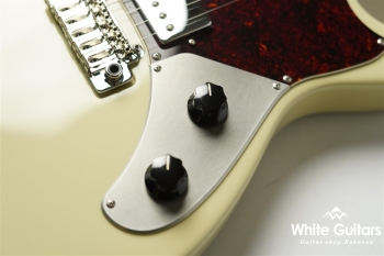 Rainmaker RMG R ALD/NM/TH - Vintage White