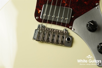 Rainmaker RMG R ALD/NM/TH - Vintage White