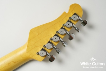 Rainmaker RMG R ALD/NM/TH - Vintage White