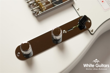 Made in Japan Hybrid II Telecaster - Arctic White