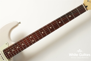 Made in Japan Hybrid II Stratocaster- US Blonde