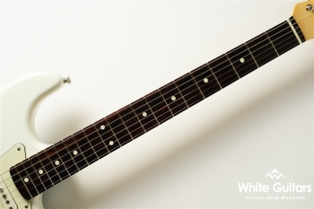 Made in Japan Traditional 60s Stratocaster - Olympic White