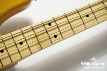 Made in Japan Hybrid II Jazz Bass - Vintage Natural