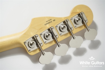 Made in Japan Hybrid II Jazz Bass - Vintage Natural