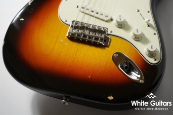 STV-R2 Custom - Vintage 3 Tone Sunburst