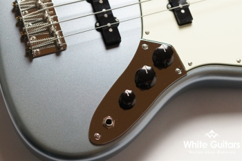 JBV-R2 - Ice Blue Metallic