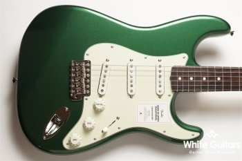 2023 Collection MIJ Traditional 60s Stratocaster Aged Color - Aged Sherwood Green Metallic