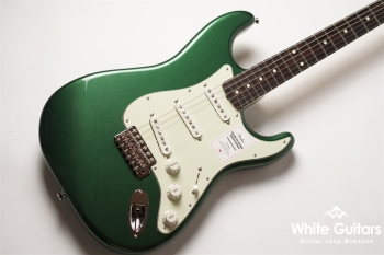 2023 Collection MIJ Traditional 60s Stratocaster Aged Color - Aged Sherwood Green Metallic