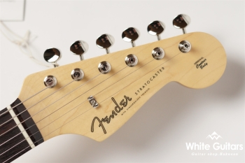 2023 Collection MIJ Traditional 60s Stratocaster Aged Color - Aged Sherwood Green Metallic