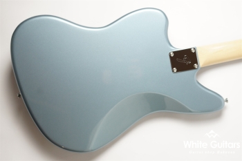 2023 Collection MIJ Traditional Late 60s Jaguar - Ice Blue Metallic