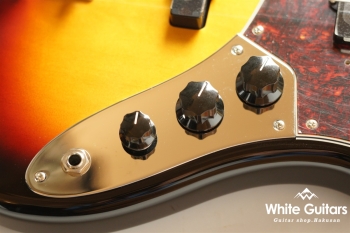 Made in Japan Traditional 60s Jazz Bass - 3-Color Sunburst