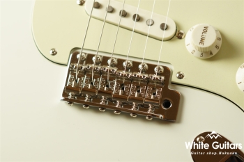 Made in Japan Traditional 60s Stratocaster - Olympic White