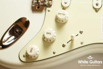 Made in Japan Traditional 60s Stratocaster - Olympic White