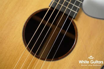 Acoustic Model-OM Cutaway Cedar/Indian Rosewood