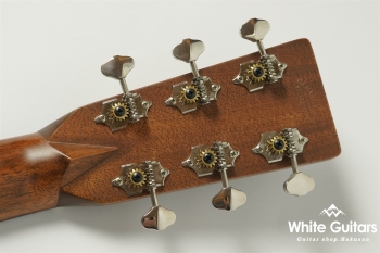 CTM D-28 Adirondack Spruce / Guatemalan Rosewood