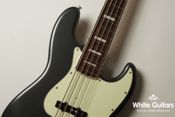 BETA-J5 - Charcoal Frost Metallic w/ Matching Block Position & Bind Neck