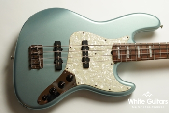 Custom Classic Jazz Bass - Ice Blue Metallic