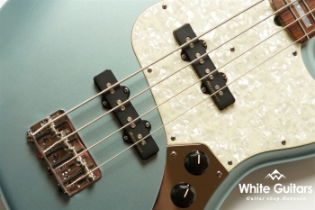 Custom Classic Jazz Bass - Ice Blue Metallic