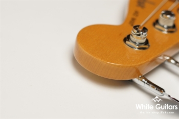 Custom Classic Jazz Bass - Ice Blue Metallic